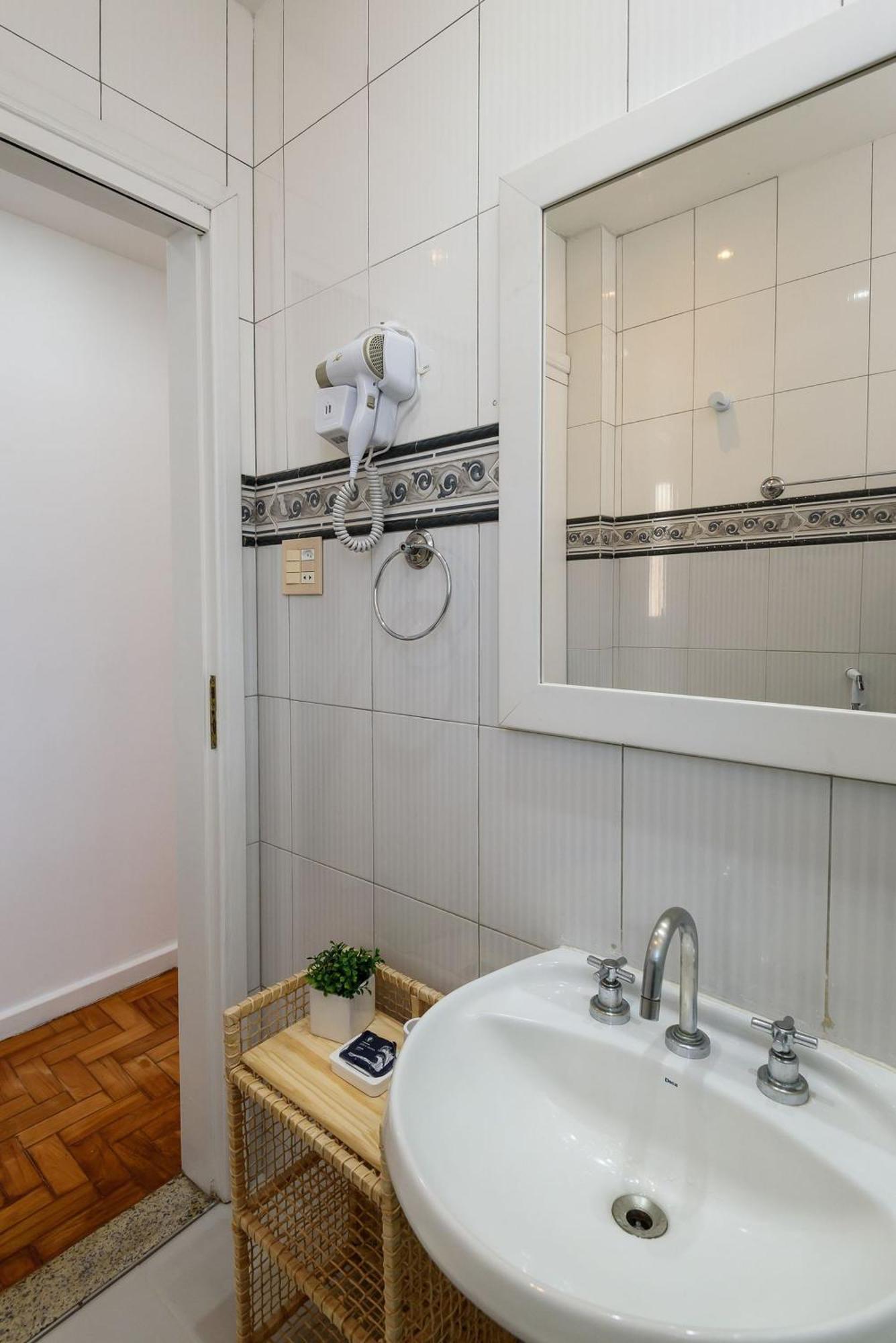 Apartamento 2qtos C/ Vista Pro Cristo Em Ipanema | Vp 630/707